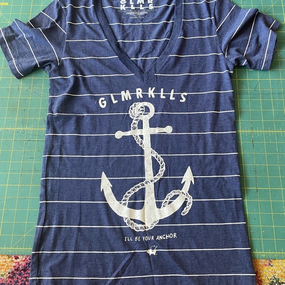 NWOT GLMKLLs Anchor tee - Picture 3 of 5